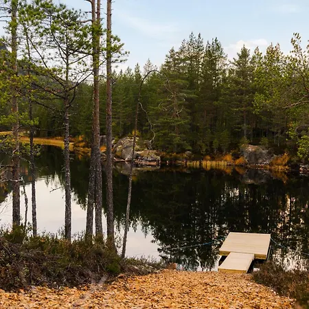 Chalet Lakehouse Cedar With Sauna, Boat & Jacuzzi Flatland