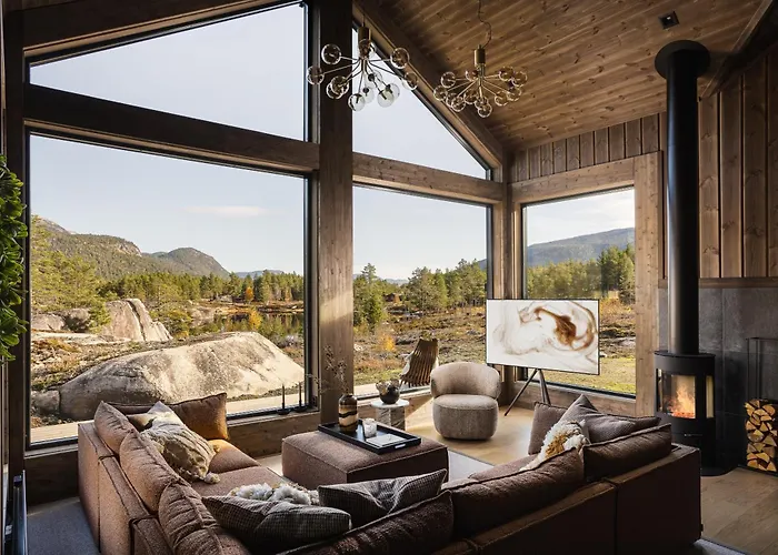 Lakehouse Cedar With Sauna, Boat & Jacuzzi Flatland