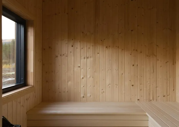 Chalet Lakehouse Cedar With Sauna, Boat & Jacuzzi