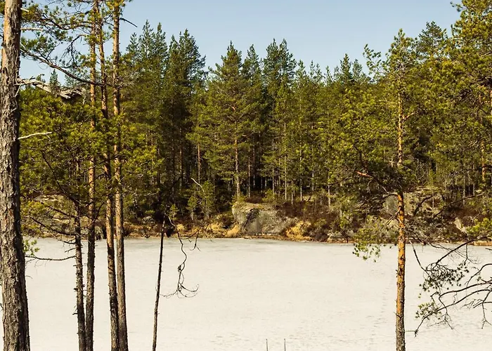 Lakehouse Cedar With Sauna, Boat & Jacuzzi *