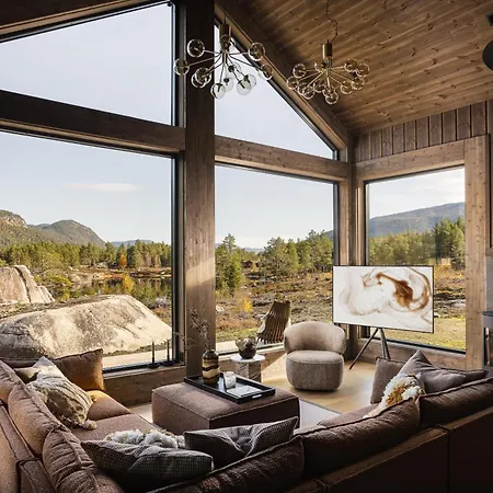 Lakehouse Cedar With Sauna, Boat & Jacuzzi Flatland