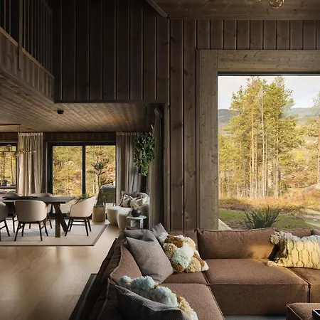 Lakehouse Cedar With Sauna, Boat & Jacuzzi *