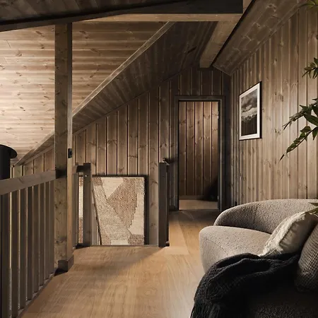 Lakehouse Cedar With Sauna, Boat & Jacuzzi *